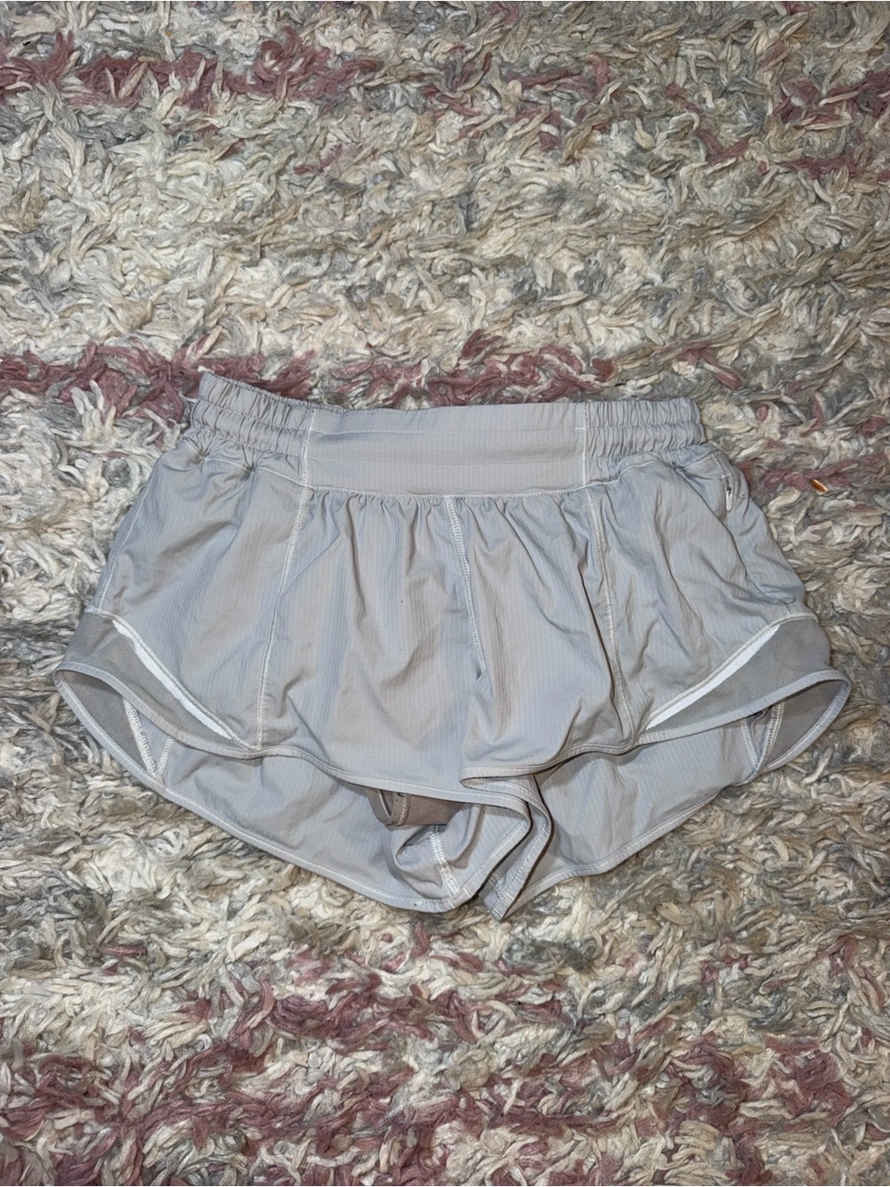 Lululemon gray hotty hot shorts 6